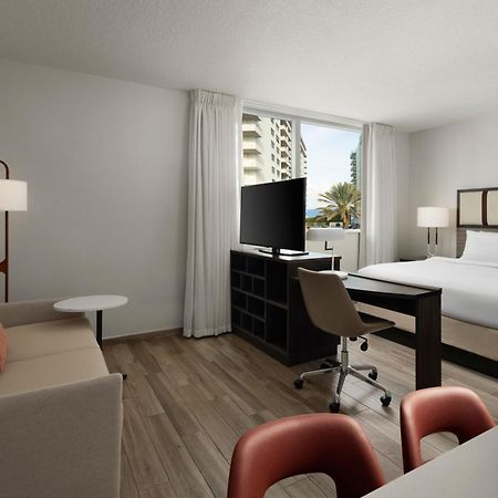 Residence Inn By Marriott Miami Beach Surfside Eksteriør bilde