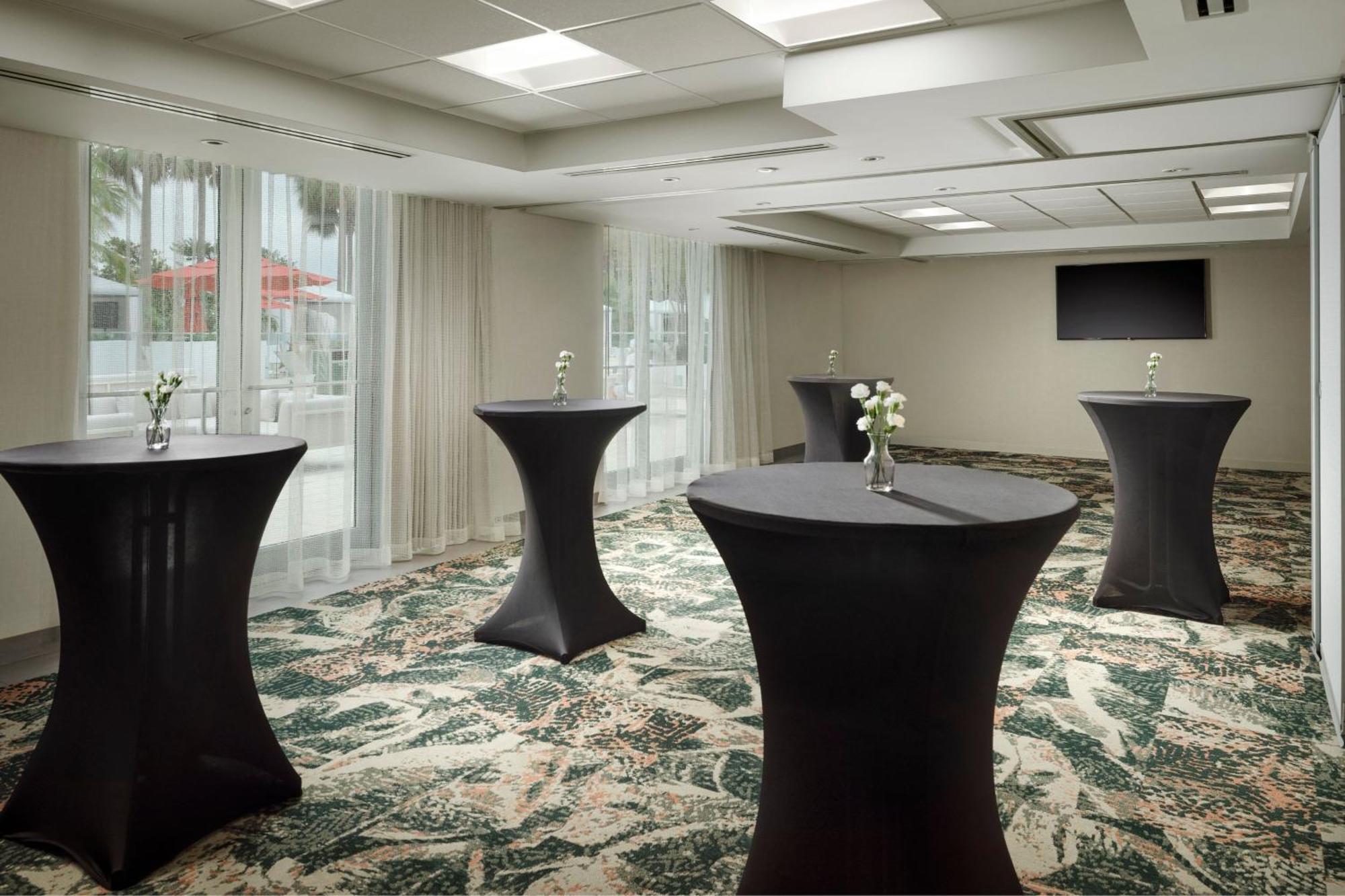 Residence Inn By Marriott Miami Beach Surfside Eksteriør bilde